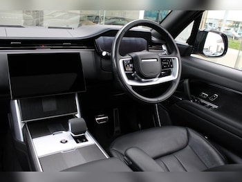Used Land Rover Range Rover 2024 for sale - 77006007: Photo