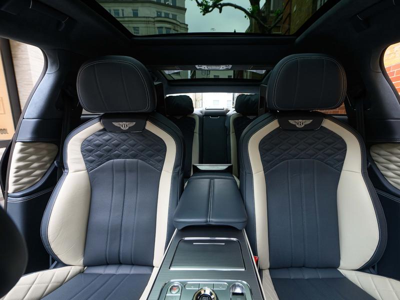 Used Bentley Flying Spur 2024 for sale - 77274988: Photo 24