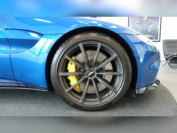 Used Aston Martin Vantage 2022 for sale - 79463818: Photo