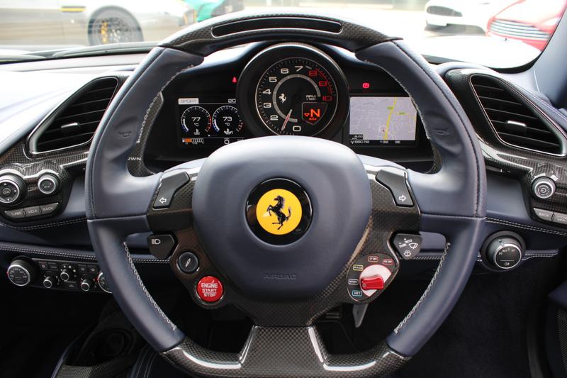 Used Ferrari 488 2017 for sale - 76835631: Photo 24