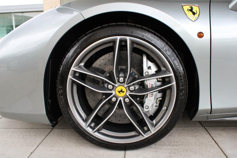 Used Ferrari 488 2017 for sale - 76835631: Photo 4
