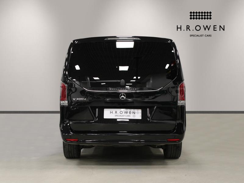 Used Mercedes-Benz V-Class 2024 for sale - 76722808: Photo 10