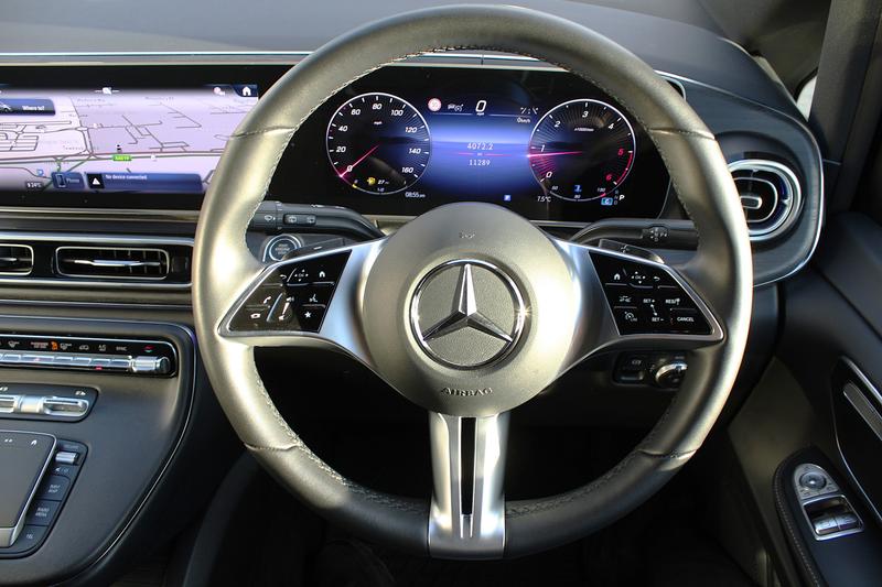 Used Mercedes-Benz V-Class 2024 for sale - 76722808: Photo 24