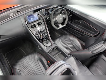 Used Aston Martin DB11 2023 for sale - 76858783: Photo