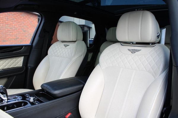 Used Bentley Bentayga 2016 for sale - 76252386: Photo 16