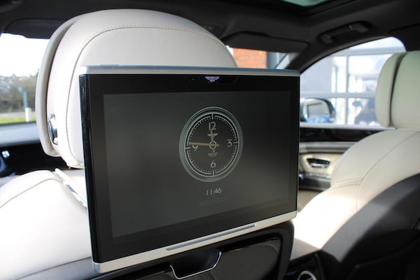 Used Bentley Bentayga 2016 for sale - 76252386: Photo 24