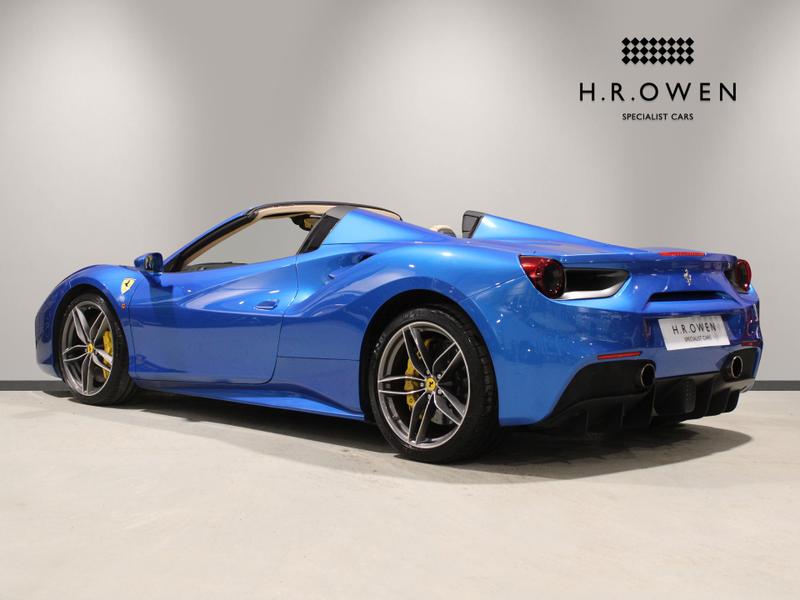 Used Ferrari 488 2017 for sale - 78162127: Photo 2