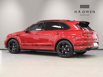 Used Bentley Bentayga 2023 for sale - 78593127: Photo