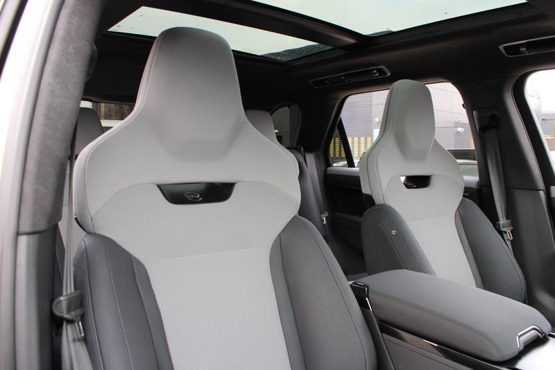 Used Land Rover Range Rover Sport 2024 for sale - 76738828: Photo 11