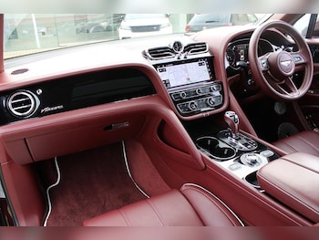 Used Bentley Bentayga 2023 for sale - 77218173: Photo