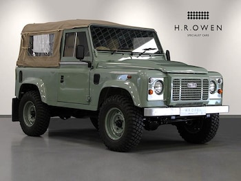 Land Rover - Defender