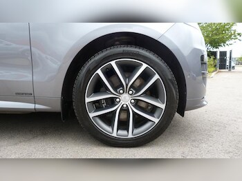 Used Land Rover Range Rover Sport 2023 for sale - 78582080: Photo