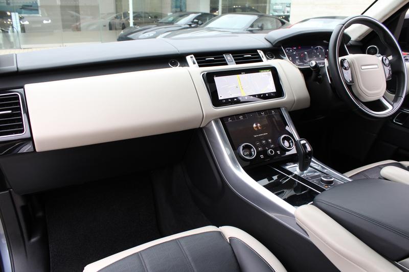 Used Land Rover Range Rover Sport 2018 for sale - 76322232: Photo 3