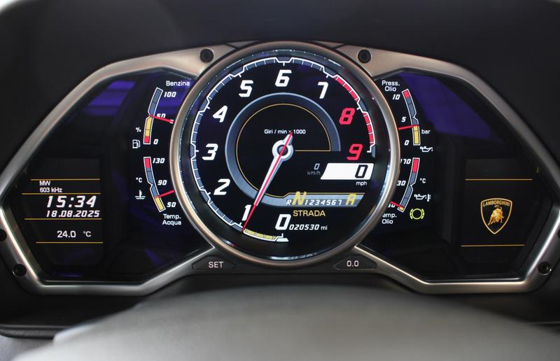 Used Lamborghini Aventador 2011 for sale - 76504604: Photo 17