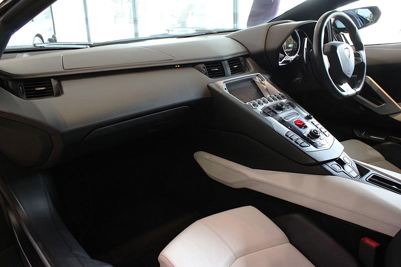 Used Lamborghini Aventador 2011 for sale - 76504604: Photo 6