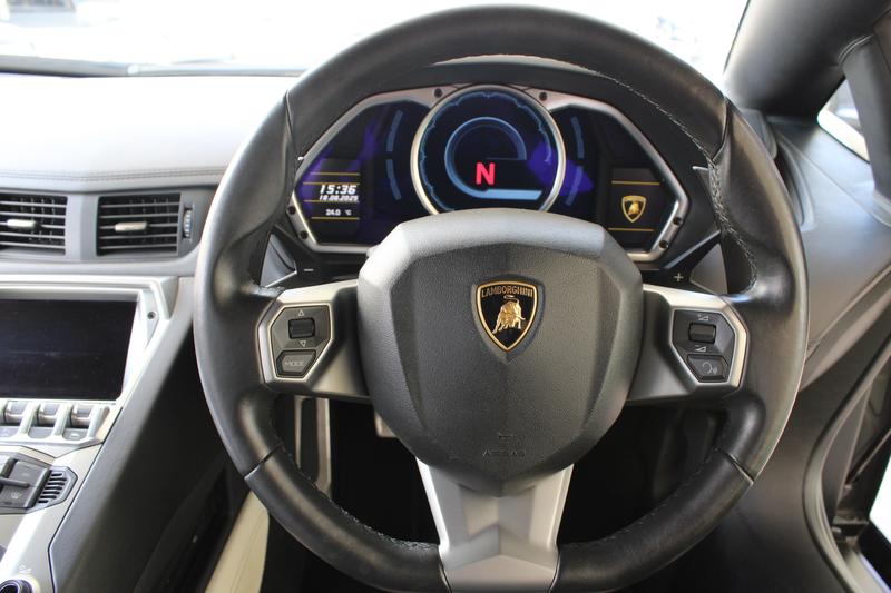 Used Lamborghini Aventador 2011 for sale - 76504604: Photo 9