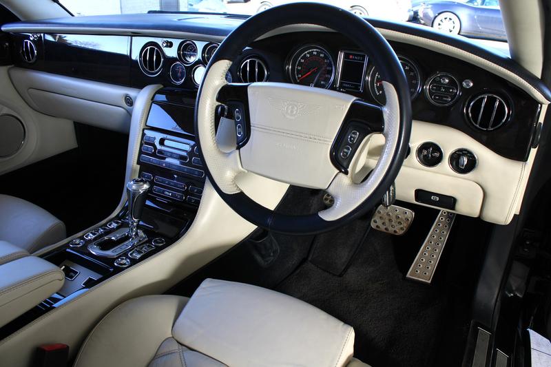 Used Bentley Brooklands 2010 for sale - 76738824: Photo 15