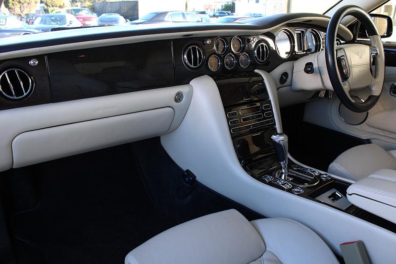 Used Bentley Brooklands 2010 for sale - 76738824: Photo 3