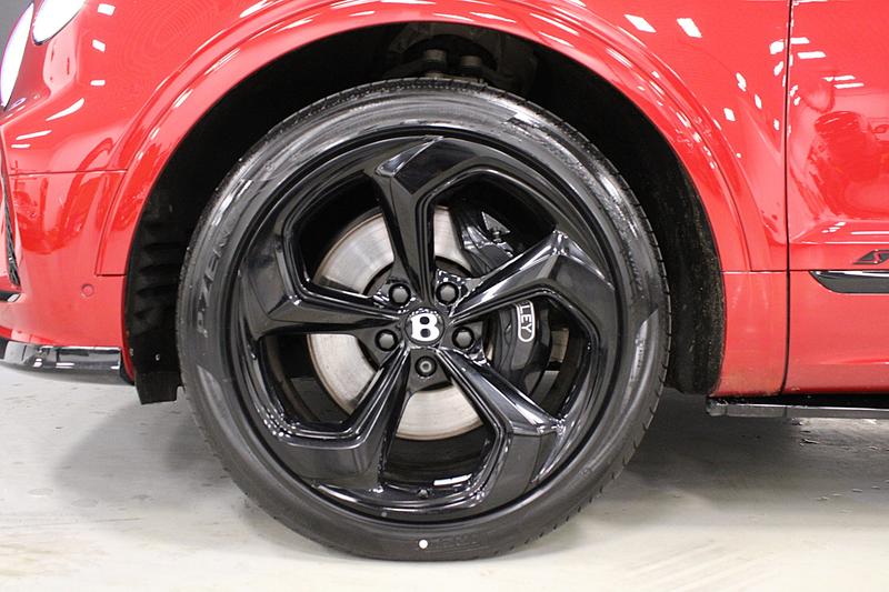 Used Bentley Bentayga 2023 for sale - 76972002: Photo 4