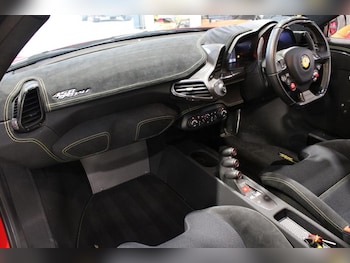 Used Ferrari 458 2015 for sale - 77989050: Photo