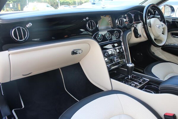 Used Bentley Mulsanne 2015 for sale - 76067698: Photo 3