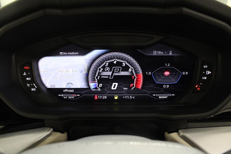 Used Lamborghini Urus 2020 for sale - 77340312: Photo 25