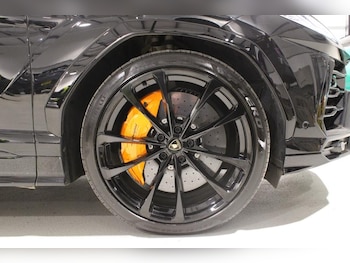 Used Lamborghini Urus 2020 for sale - 77340312: Photo