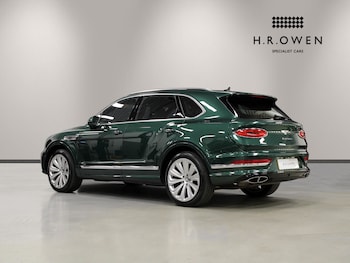 Used Bentley Bentayga 2020 for sale - 78910090: Photo