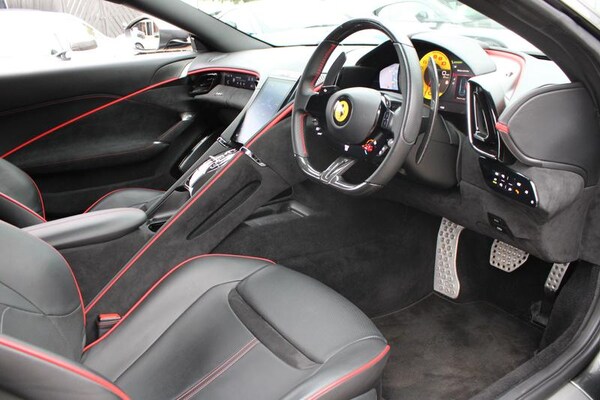 Used Ferrari Roma 2023 for sale - 76079716: Photo 3