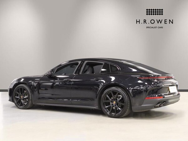 Used Porsche Panamera 2024 for sale - 75511938: Photo 2