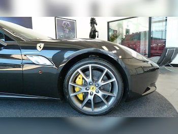Used Ferrari California 2013 for sale - 79143841: Photo