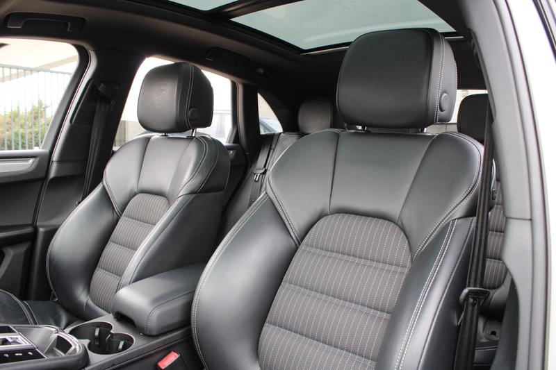 Used Porsche Macan 2023 for sale - 77106629: Photo 19