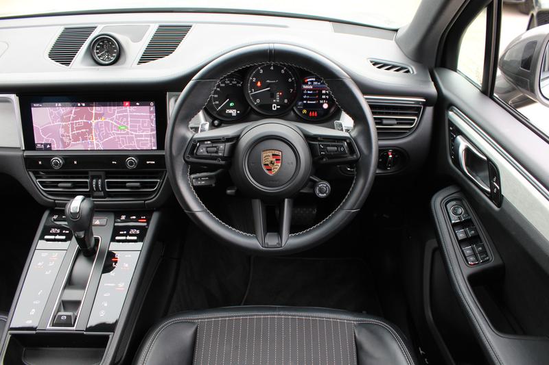 Used Porsche Macan 2023 for sale - 77106629: Photo 23