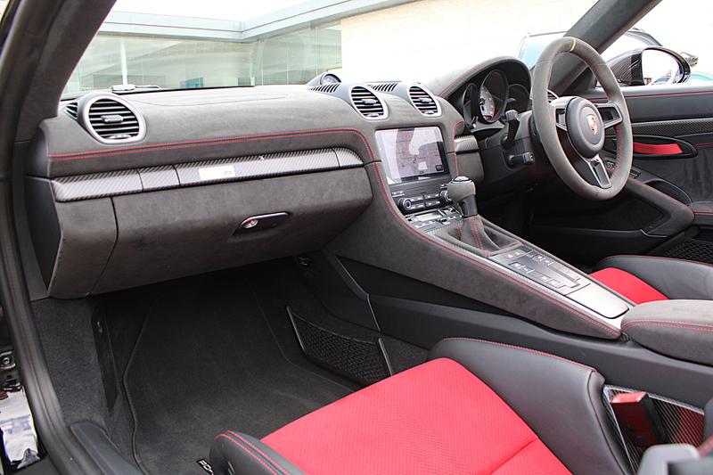 Used Porsche Other 2024 for sale - 78067519: Photo 2