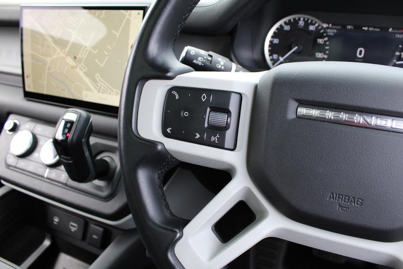 Used Land Rover Defender 2023 for sale - 78067524: Photo 22