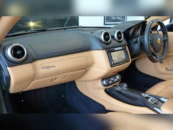 Used Ferrari California 2014 for sale - 79740136: Photo