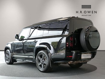 Used Land Rover Defender 2024 for sale - 78529854: Photo