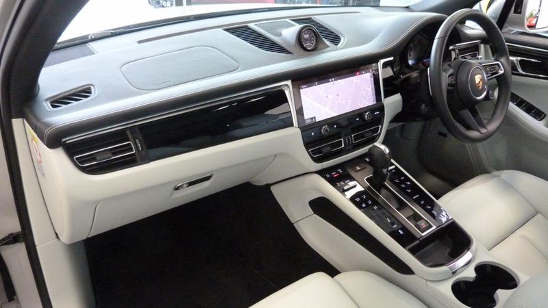 Used Porsche Macan for sale - 78109595: Photo 3