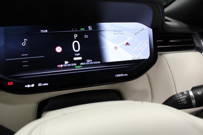 Used Land Rover Range Rover 2024 for sale - 76660108: Photo 25