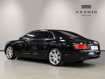 Used Bentley Flying Spur 2016 for sale - 75995337: Photo