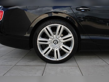 Used Bentley Flying Spur 2016 for sale - 75995337: Photo