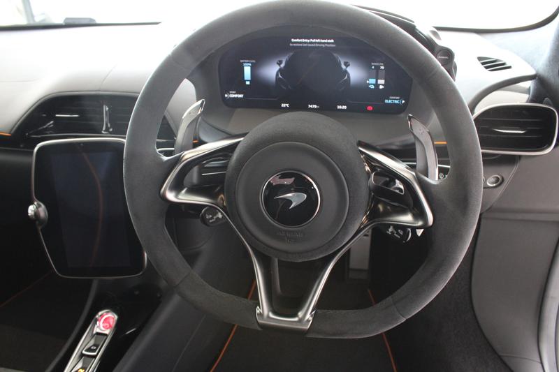 Used McLaren Artura 2023 for sale - 76797063: Photo 16