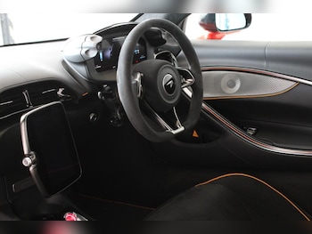 Used McLaren Artura 2023 for sale - 76797063: Photo