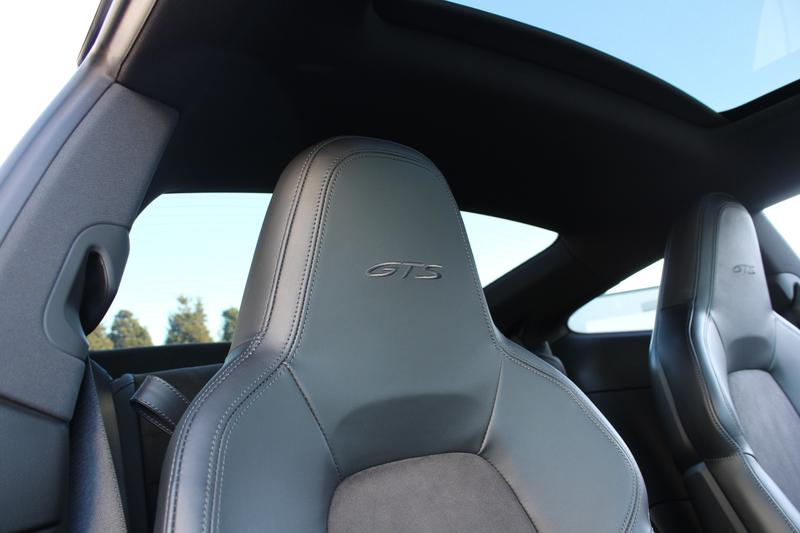 Used Porsche 911 2022 for sale - 77132637: Photo 18