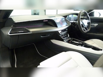 Used Audi RS6 2024 for sale - 78903738: Photo