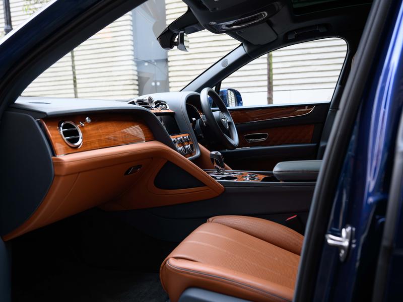 Used Bentley Bentayga 2022 for sale - 77901091: Photo 2