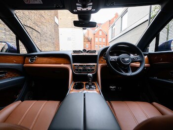 Used Bentley Bentayga undefined for sale - 77901091: Photo