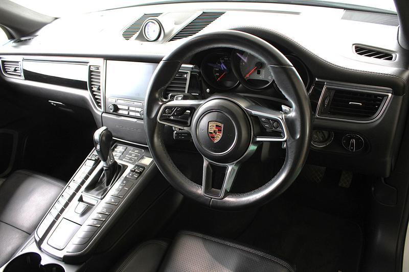 Used Porsche Macan 2016 for sale - 76117650: Photo 14