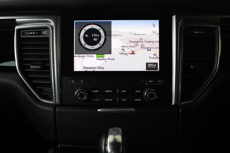 Used Porsche Macan 2016 for sale - 76117650: Photo 22