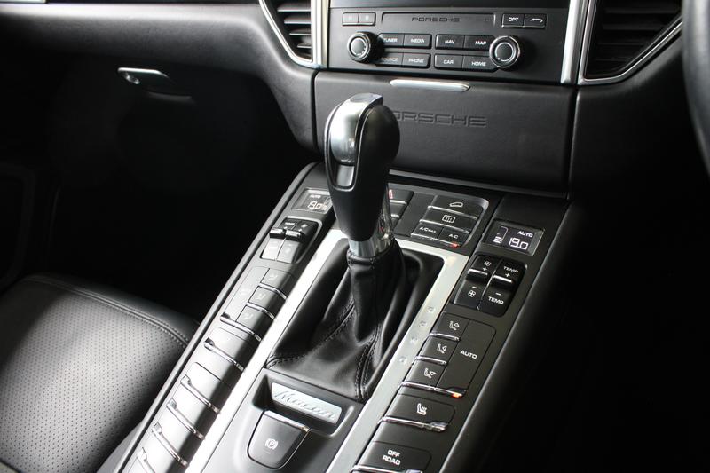 Used Porsche Macan 2016 for sale - 76117650: Photo 23